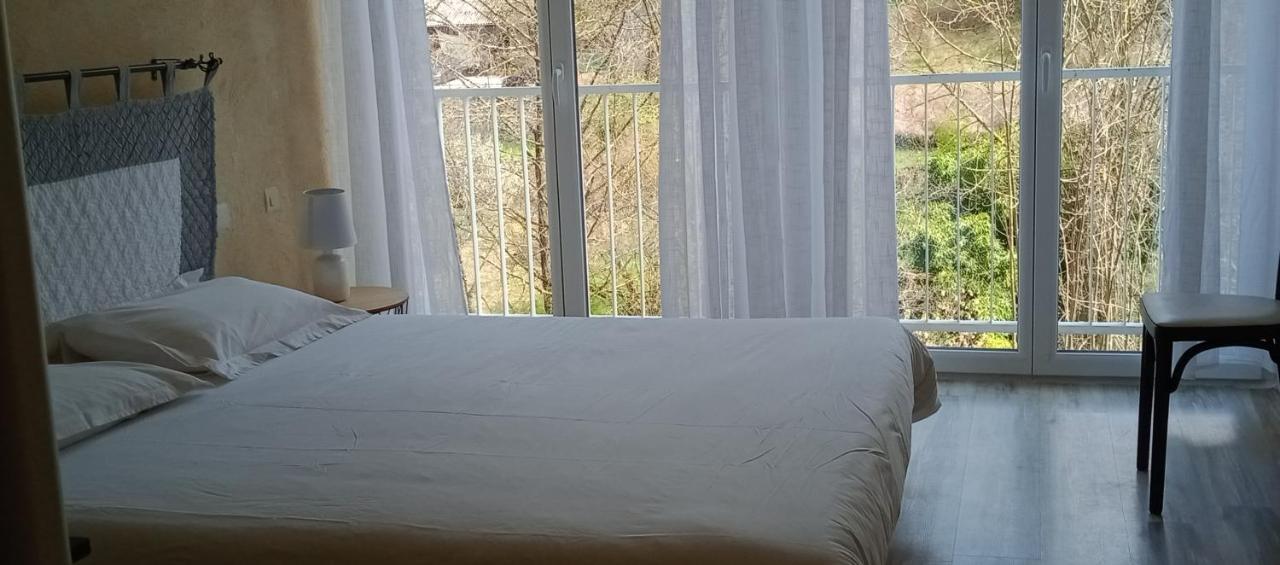 Les Rocks Hotell Brusque Eksteriør bilde
